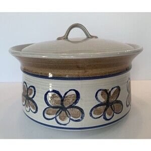 Vintage Metlox Bandero Retro Poppy Trail Casserole W/ Lid Floral Pottery Bowl
